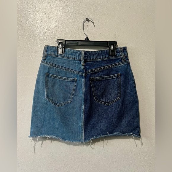 PACSUN Two Tone Frayed Hem Denim Mini Skirt - Size 25 (measures 28") - Picture 7 of 9